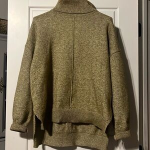 Super cute turtleneck sweater